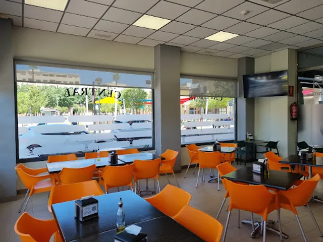 Cafetería - Bar Central