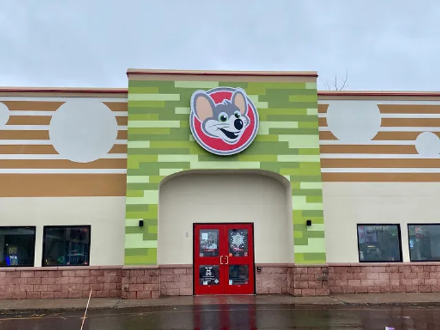 Chuck E. Cheese