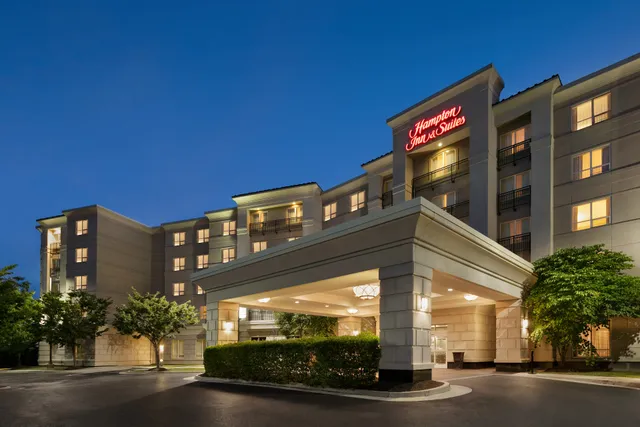 Hampton Inn & Suites Washington-Dulles International Airport