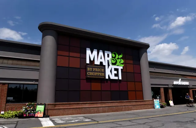 Market 32 Pharmacy