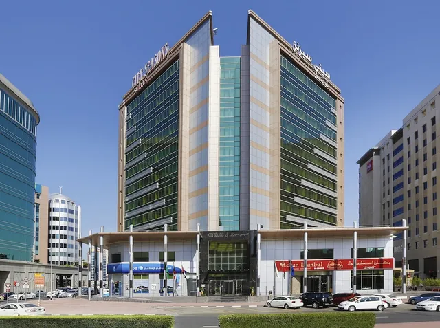 City Seasons Suites Dubai