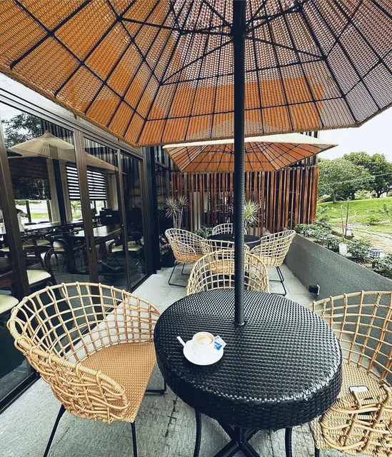 Lukkas Resto Bar Cafe