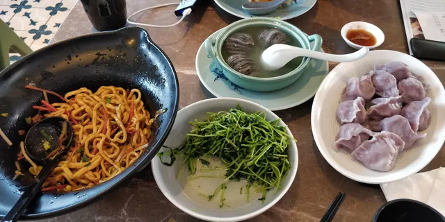 Huayue Restaurant