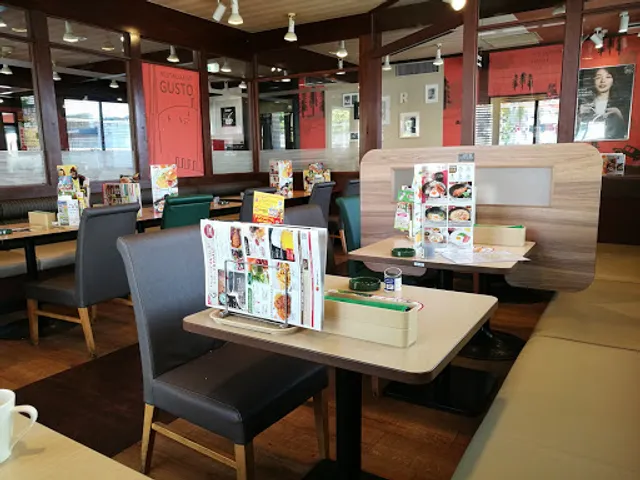 ガスト 姫路飾磨店