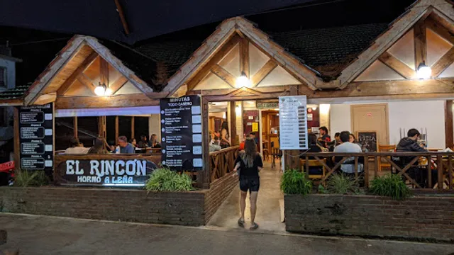 Pizzería El Rincón Horno A Leña