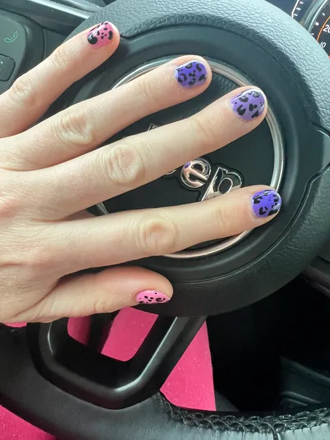 Momma Mindy’s House of Hair