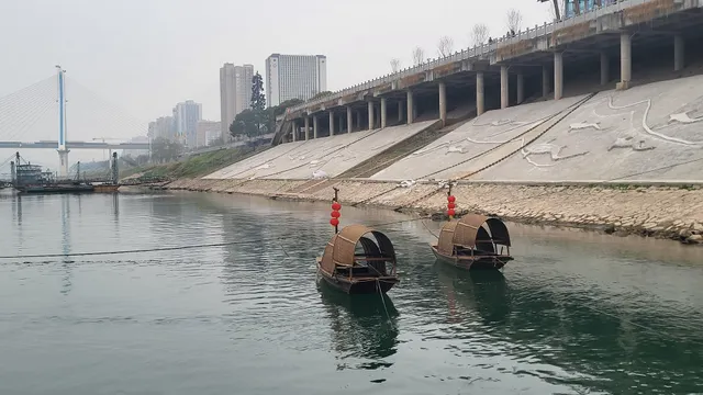 Yichang Binjiang Park