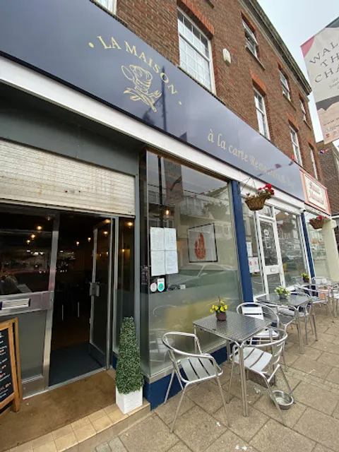 La Maison à la carte Restaurant & Bar