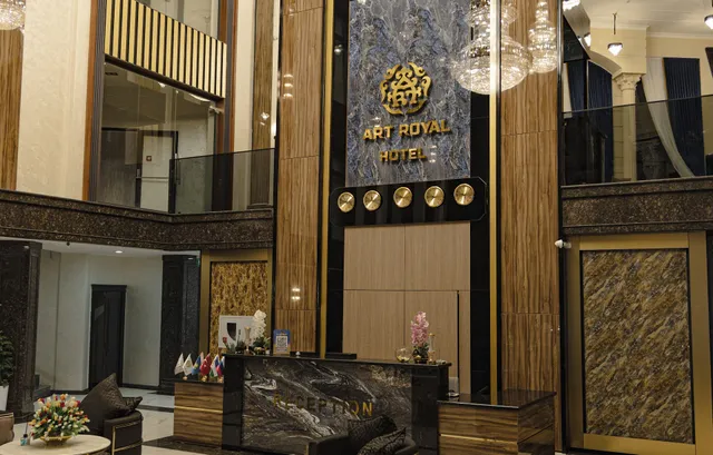 Art Royal Hotel