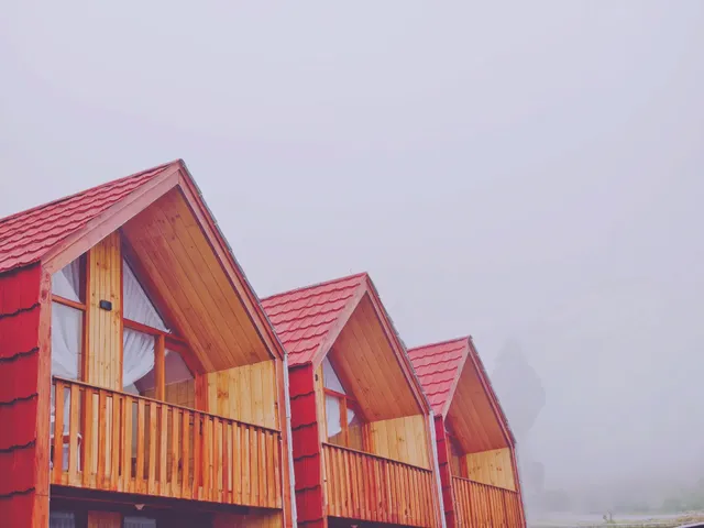 MIARZAFA CABIN HOUSE