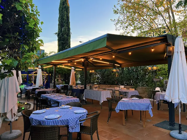 Carús, Casa de Comidas