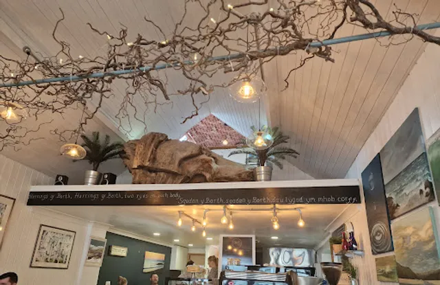 Oriel Tir A Môr Gallery, Coffee Shop