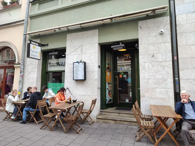 KuKu Taiwan Bistro & bubble tea