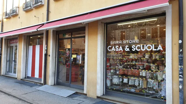 Sara store