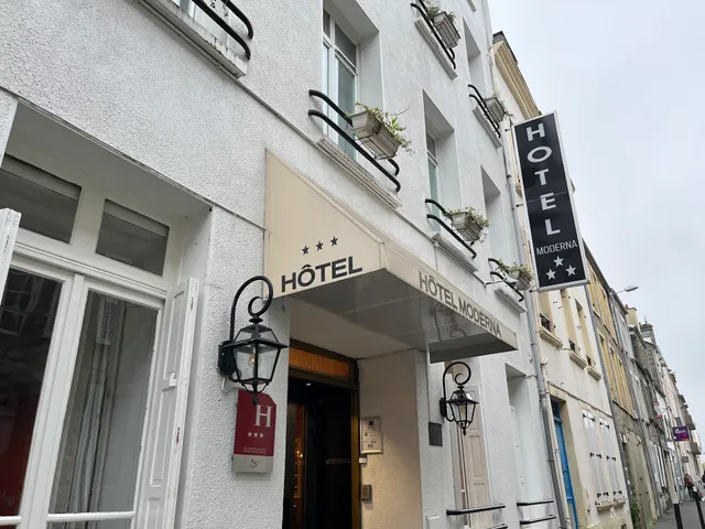 Hôtel Moderna