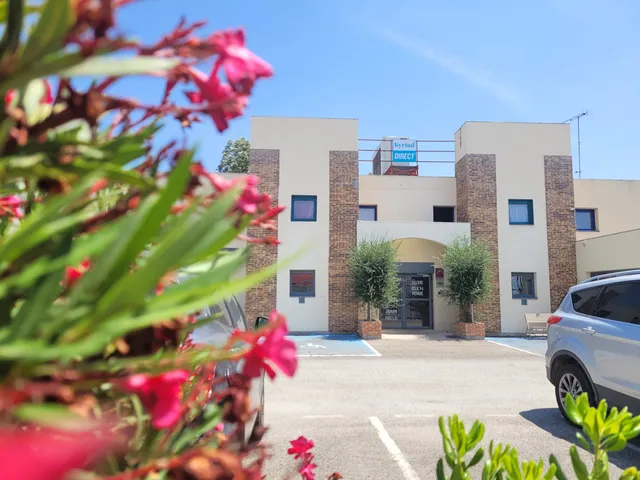 Hôtel Kyriad Direct Arles