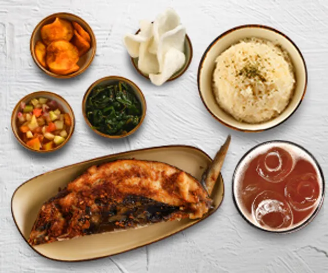 Kuya J SM City Santa Rosa - Cafe & Restaurant