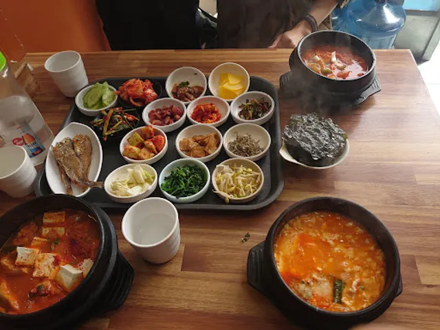 두리식당