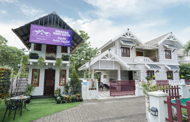 Swapna Home Suites : Rooms : Airport Hotel : Homestay