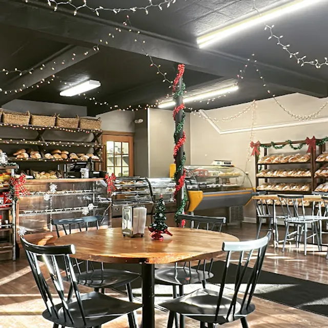 Lowell Portuguese Bakery