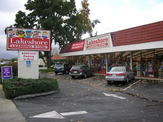Lakeshore Learning Store