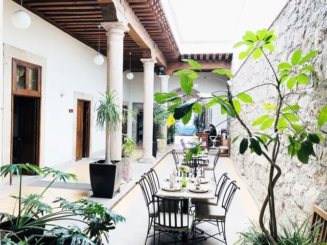 Hosting House Express