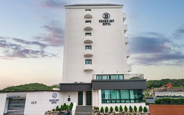 Busan Gijang Brown Dot