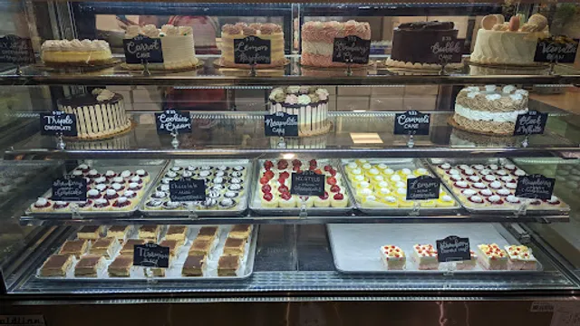 Tony Cannoli Sweets & Eats