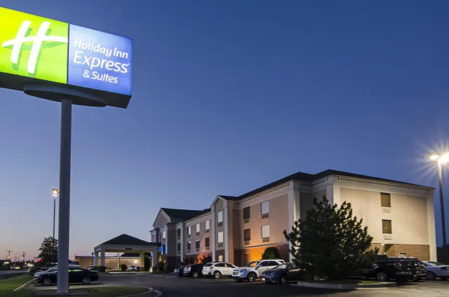 Holiday Inn Express & Suites Vinita by IHG