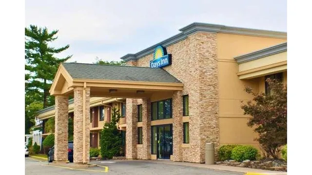 Days Inn by Wyndham Wayne