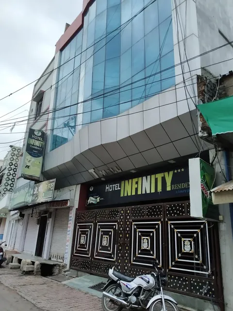 Hotel Infinity Residency