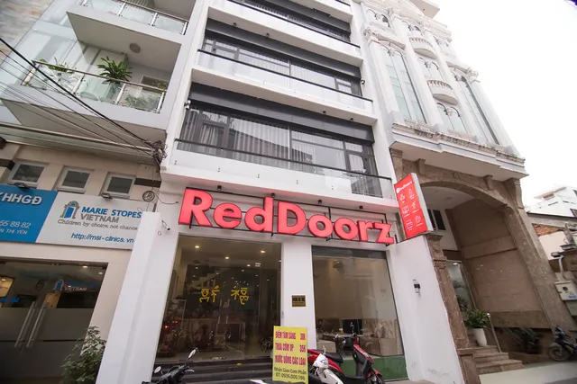 RedDoorz Shusimi House Nguyen Van Troi