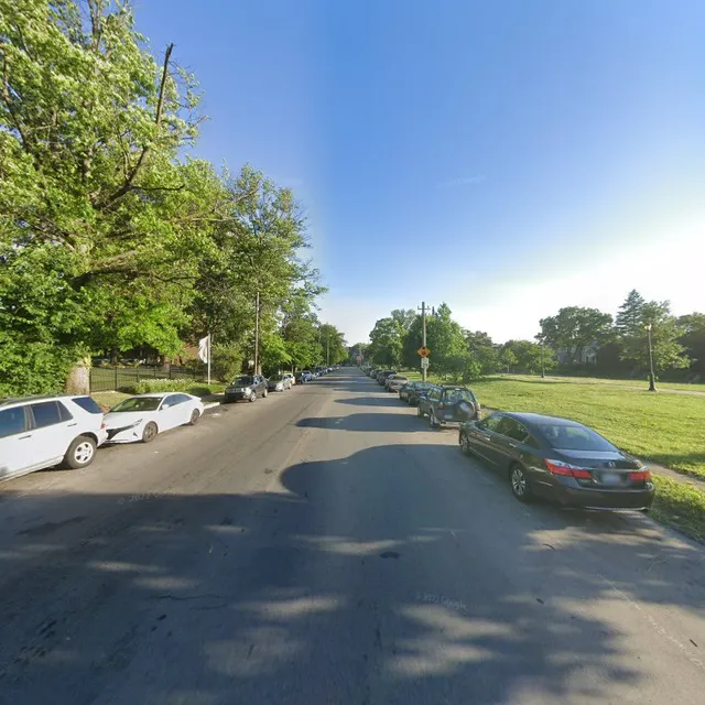 Big Fellaz LLC. -The Red Truck