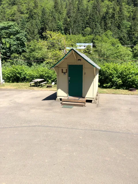 Misty River RV Park and Glamping