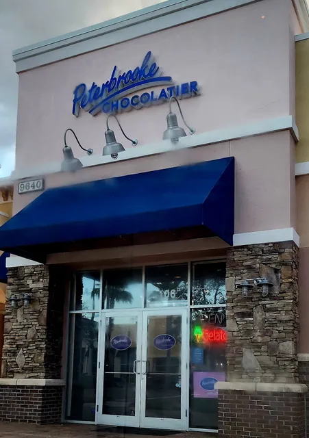 Peterbrooke Chocolatier Oakleaf