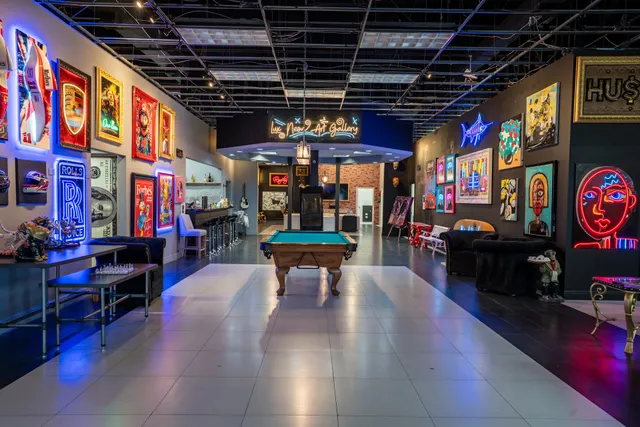 Lux Neon Art Gallery & Custom Neon Signs