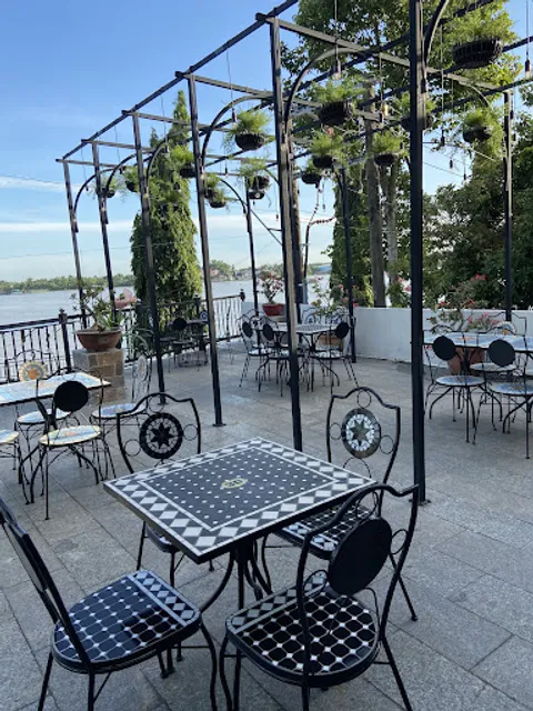 Thóc Cafe Vĩnh Long