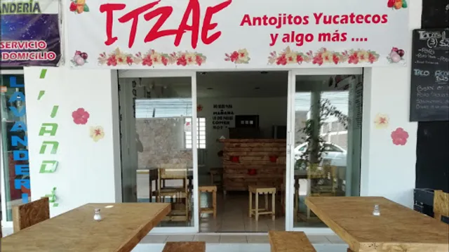 Itzzae antojitos yucatecos y algo más...