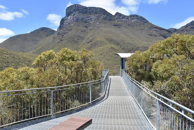 Bluff Knoll/Boola Miyal Hiking Trail