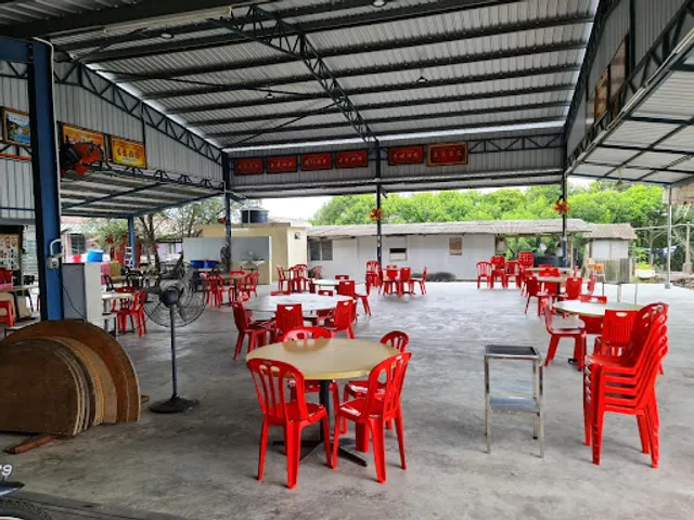 Suang Le River Restaurant