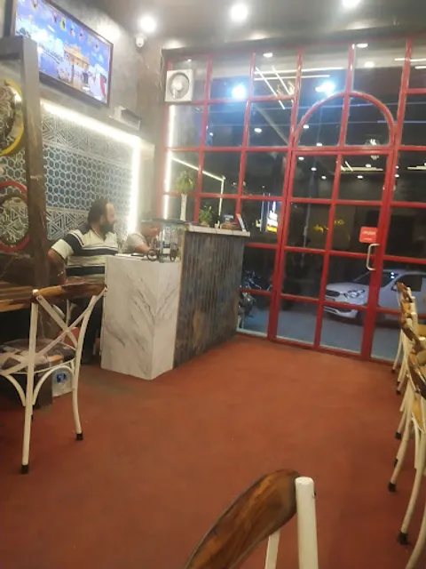 Food and Fun Fast Food