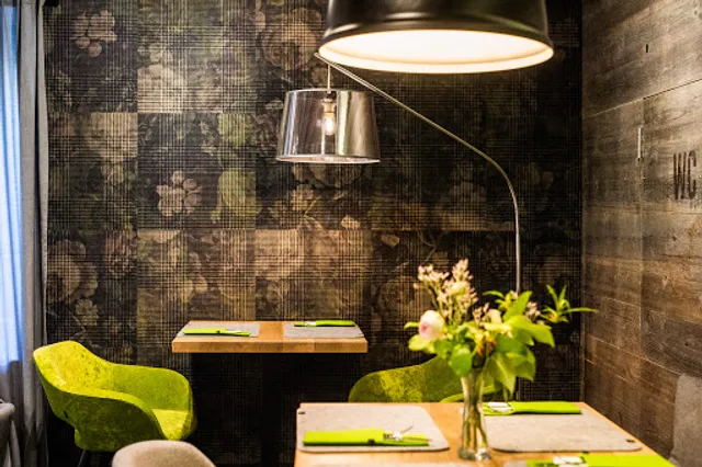 Humboldt. Organic Brunch, Restaurant & Bar