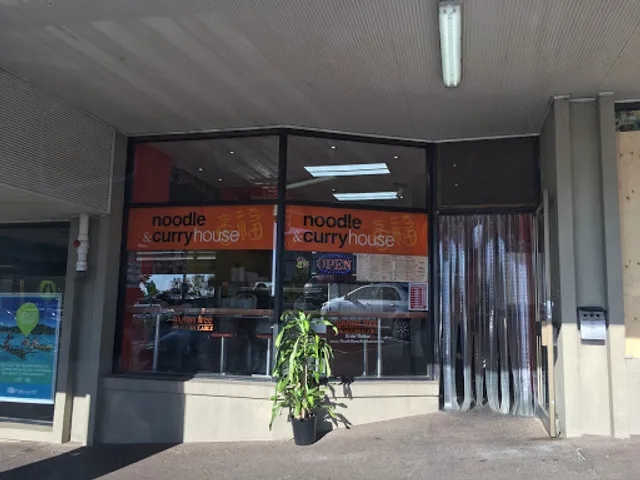 Noodle Curry House