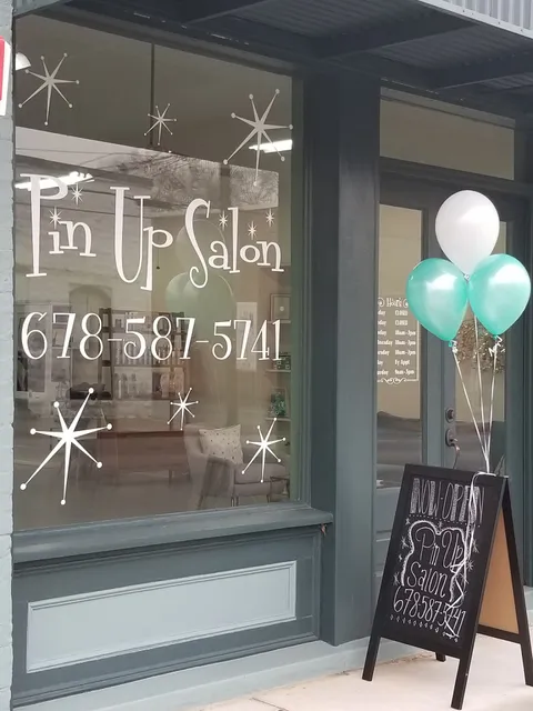 Pin Up Salon
