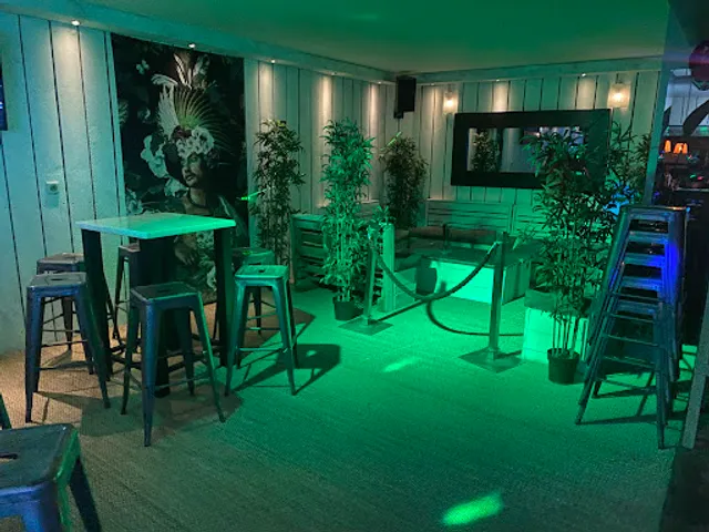 Le Bistrot des Bikinis