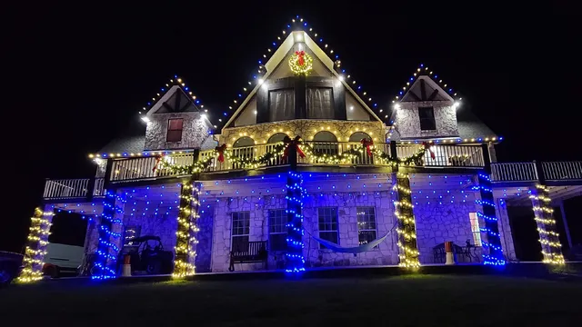 Jolly Holiday Lights