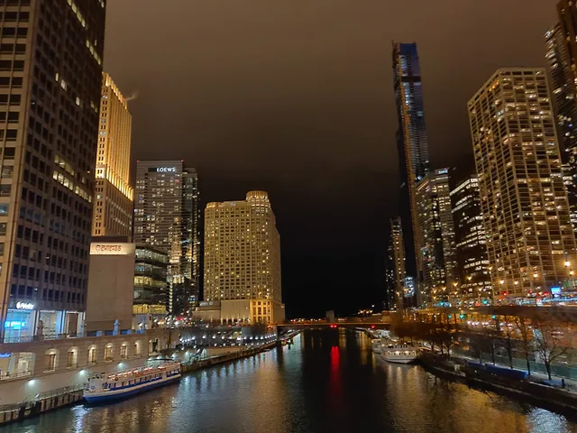 535 N Michigan Avenue Condo