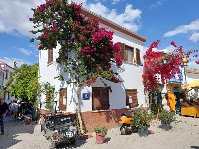 Seferihisar Old City Hostel