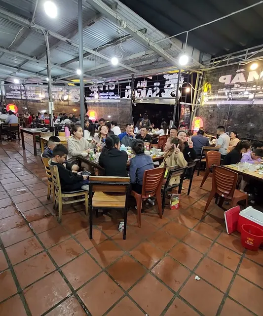 Quán Hải Sản Út Mập