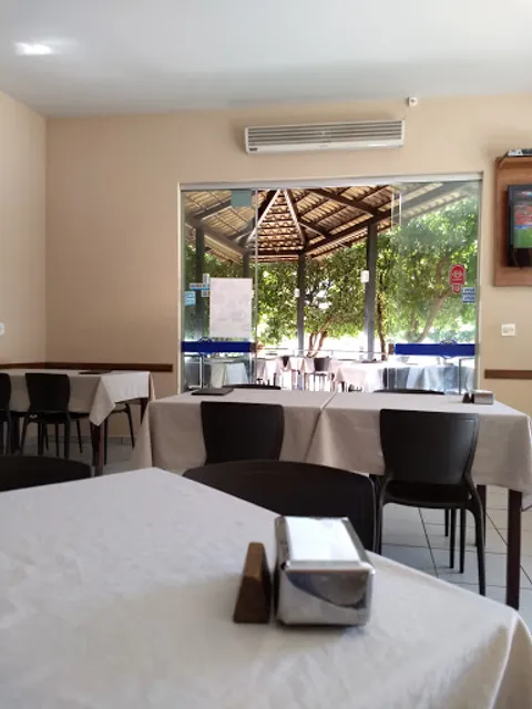 Lagoon Bar e Restaurante